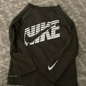 Boys Nike dry fit long sleeve